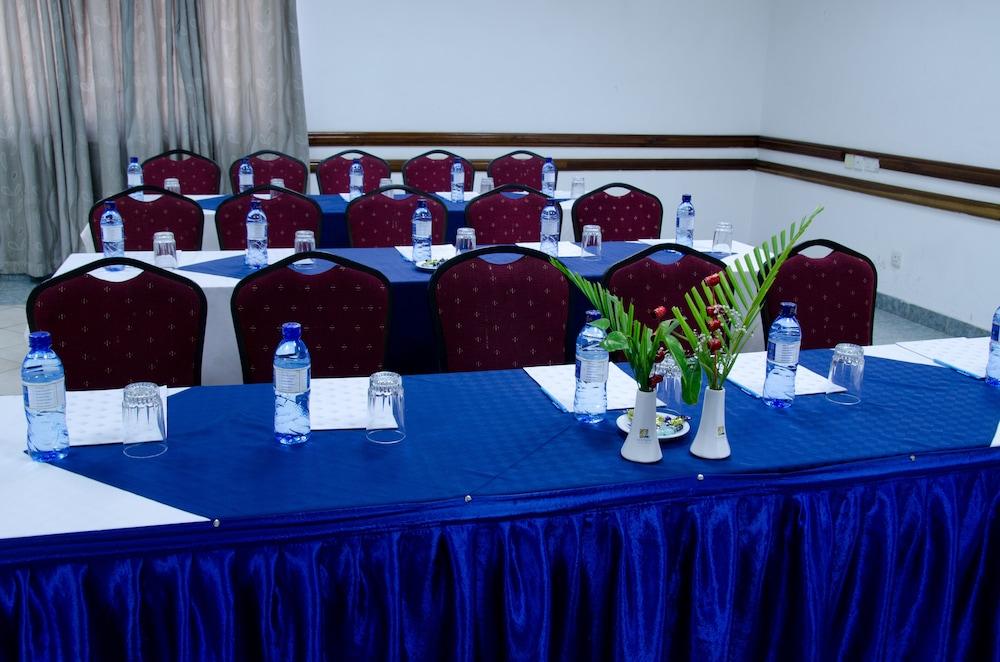 Sentrim Castle Royal Hotel Mombasa Zewnętrze zdjęcie