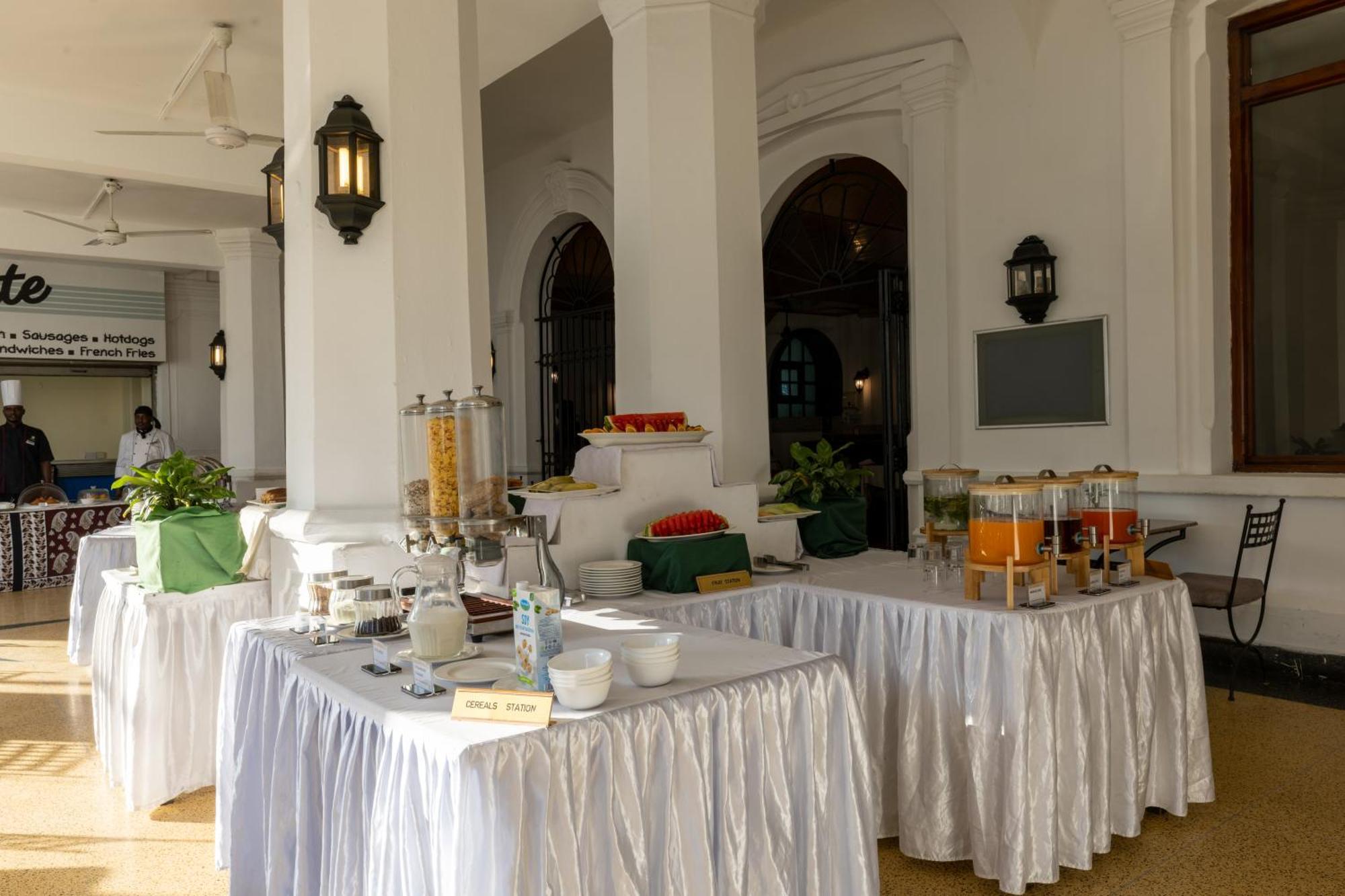 Sentrim Castle Royal Hotel Mombasa Zewnętrze zdjęcie