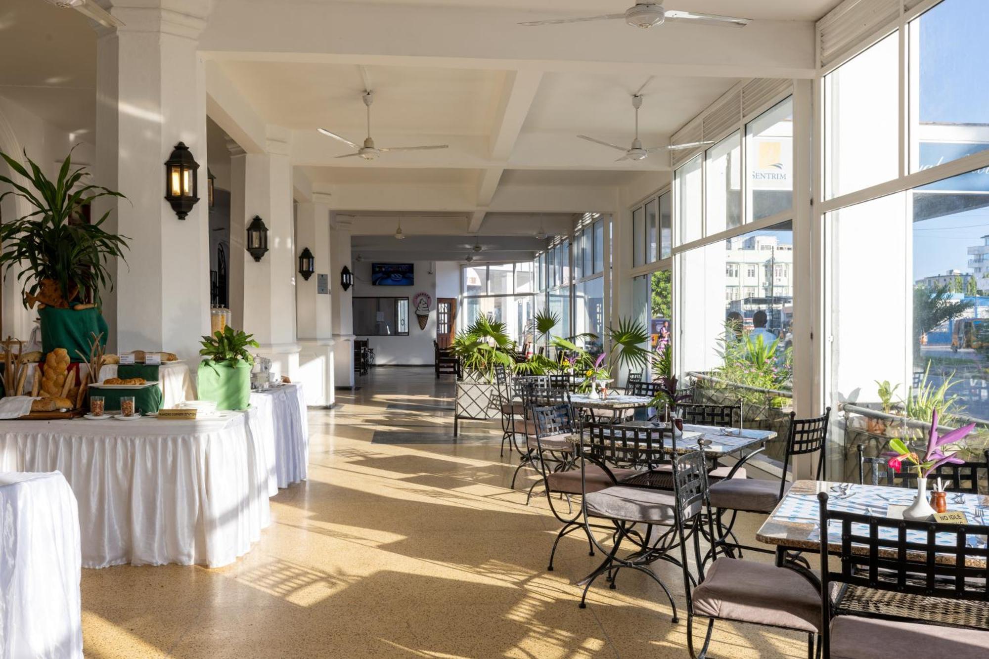Sentrim Castle Royal Hotel Mombasa Zewnętrze zdjęcie