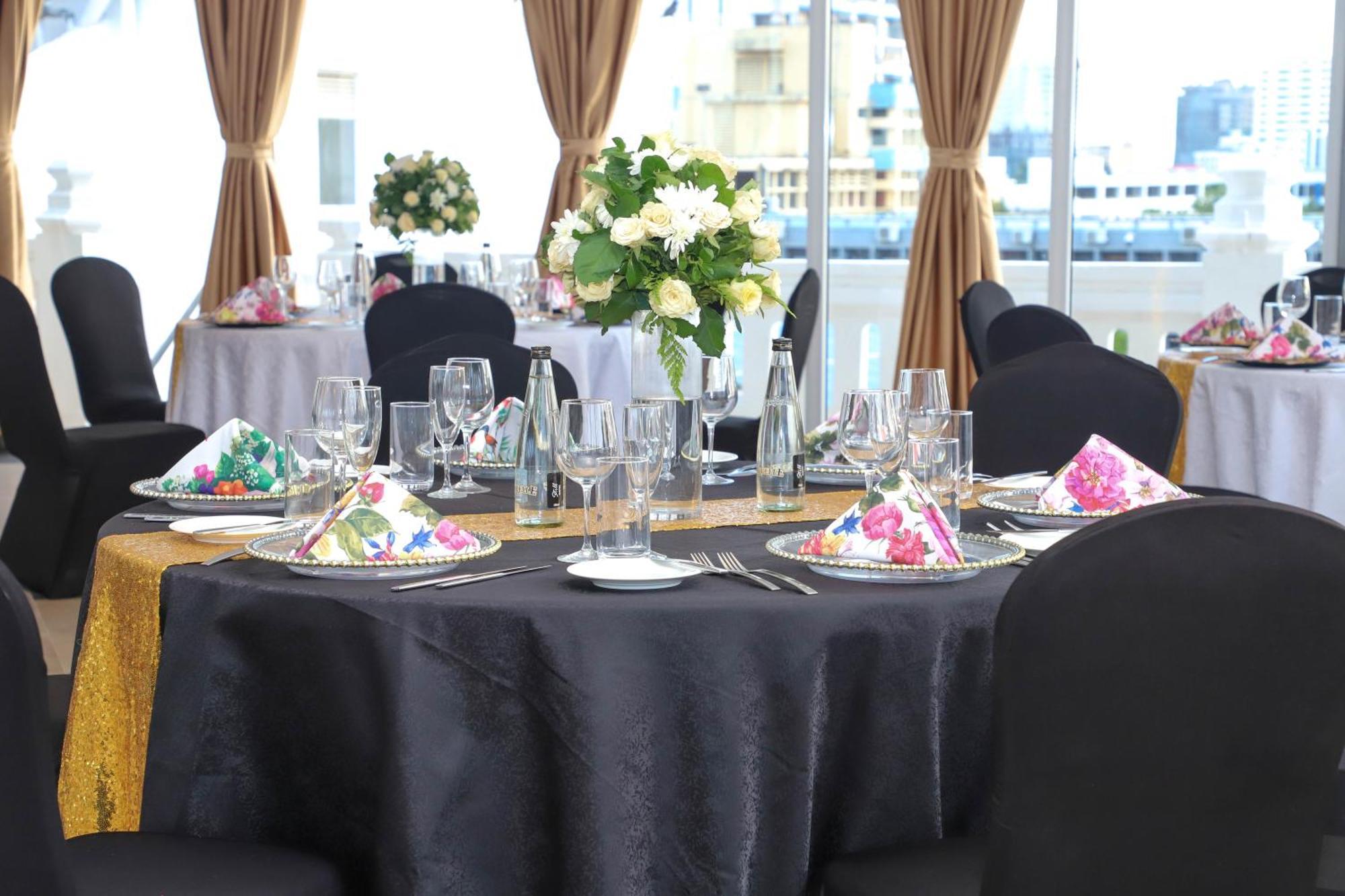 Sentrim Castle Royal Hotel Mombasa Zewnętrze zdjęcie